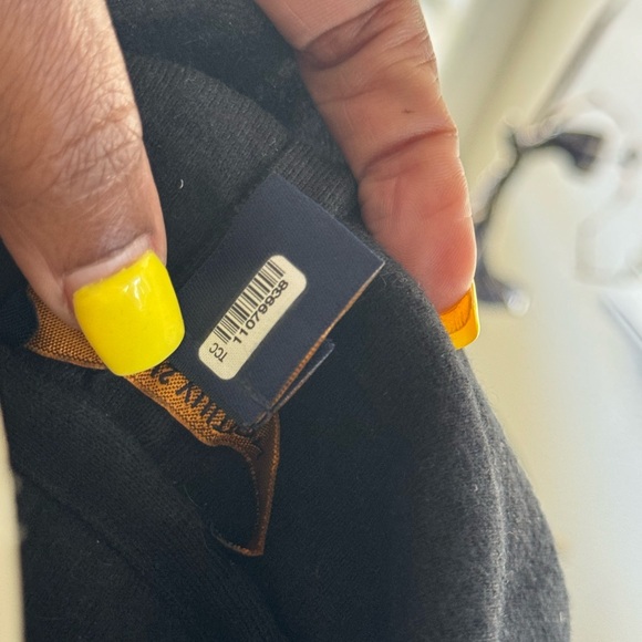 🚨Price reduced to sell🚨Cashmere blend, authentic Louis Vuitton hoodie - Picture 8 of 10